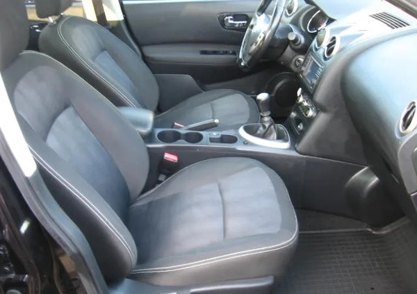Nissan Qashqai cena 39900 przebieg: 142355, rok produkcji 2011 z Lipsko małe 596